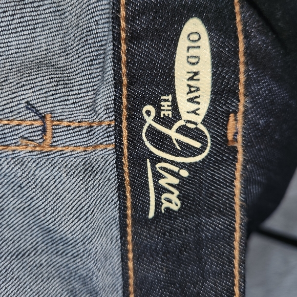 NWOT Old Navy The Diva Jeans, Size 10 Long. - Picture 3 of 4